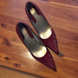 Gorgeous red patent leather pumps